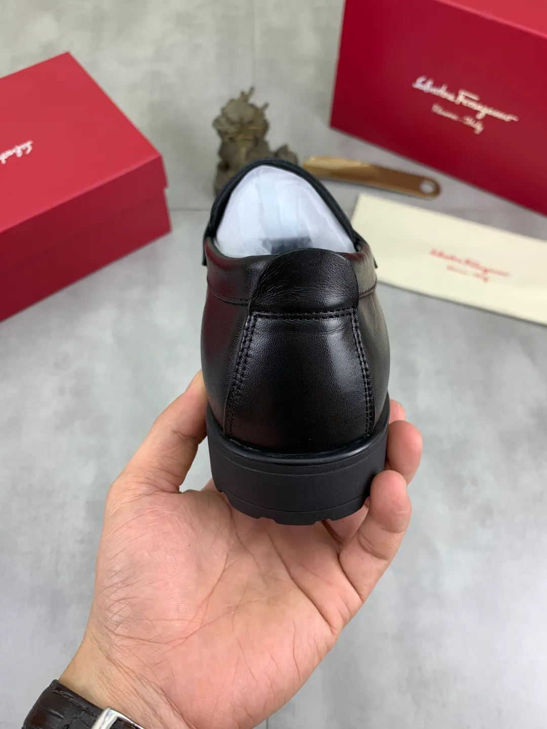 Men's shoes 💰P480 new high quality [Ferragamo/Ferragamo] latest model original imported calfskin, imported cowhide lining + original luxury metal buckle + original combination outsole Comparison without pressure Code number: 38-44 (45 customized)